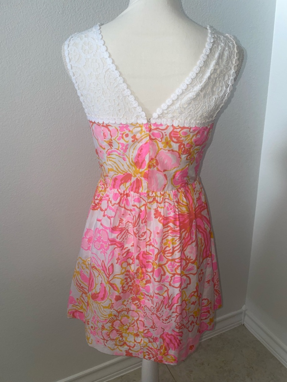 Lilly Pulitzer Women’s Pink White Floral Sleeveless Reagan Fit & Flare Dress - Picture 5 of 13